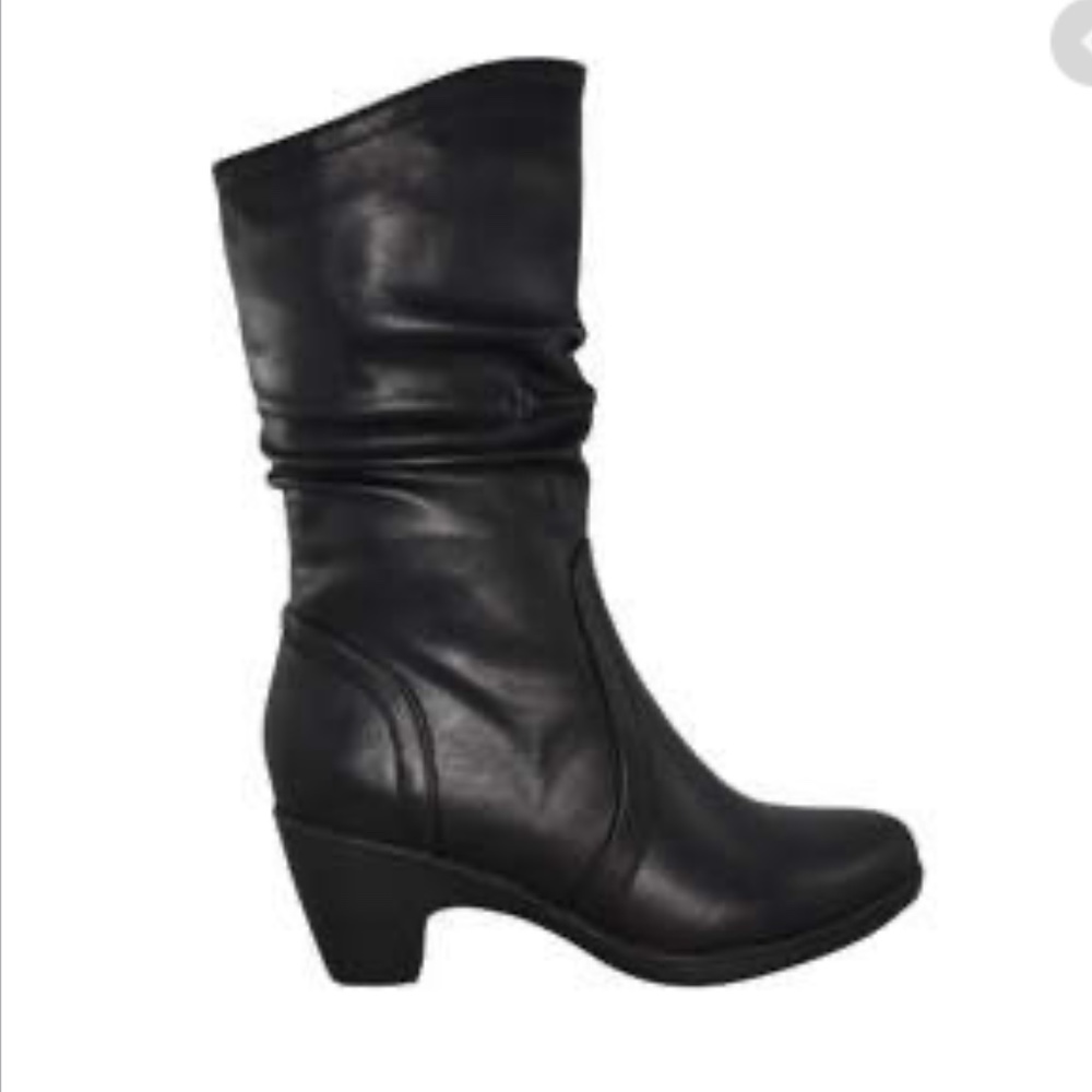 Lined Winter Waterproof Boot